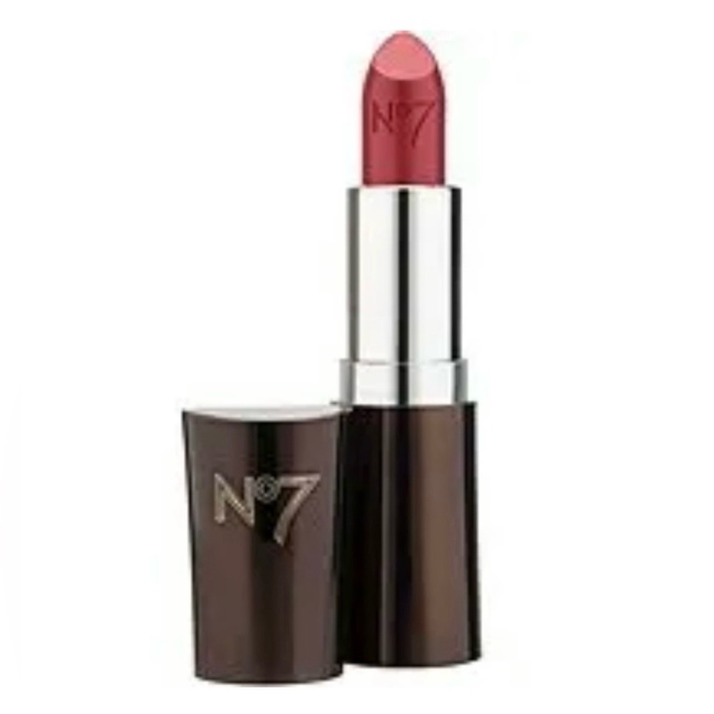 **** LAST ONE **** New Boots No7 Moisture Drench Lipstick Sweet Chestnut 670